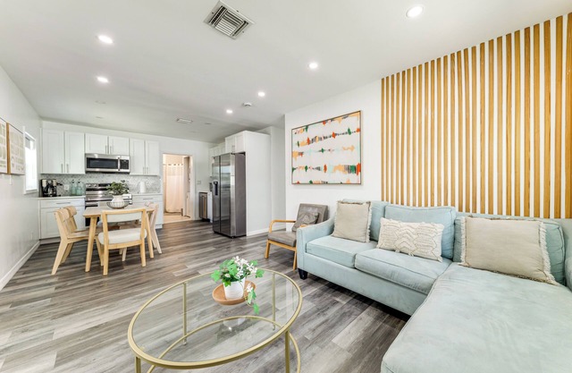 4 Mi to Beach: Home w/Patio in Fort Lauderdale!