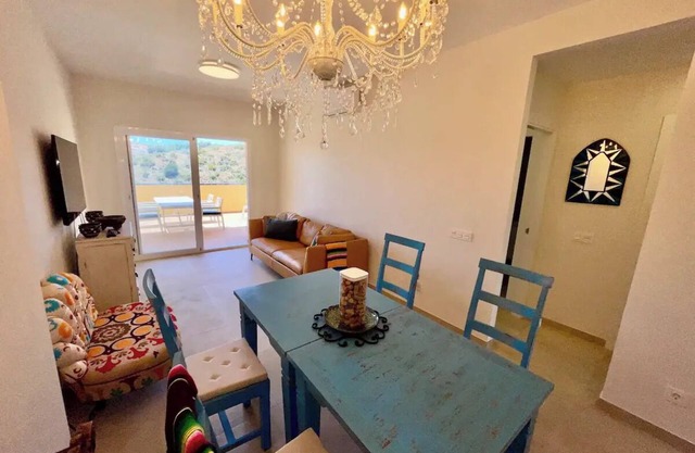 4/New - built 2024 - 2 bed 2 bath Apartment A/C, community pool & local beach!nn