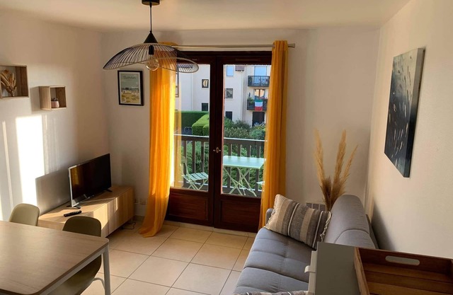 4-person apartment