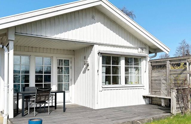 4 person holiday home in Skummeslövsstrand