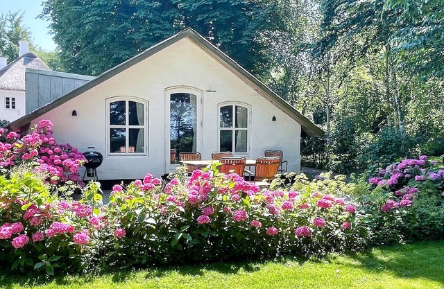4 person holiday home in Aabenraa-By Traum