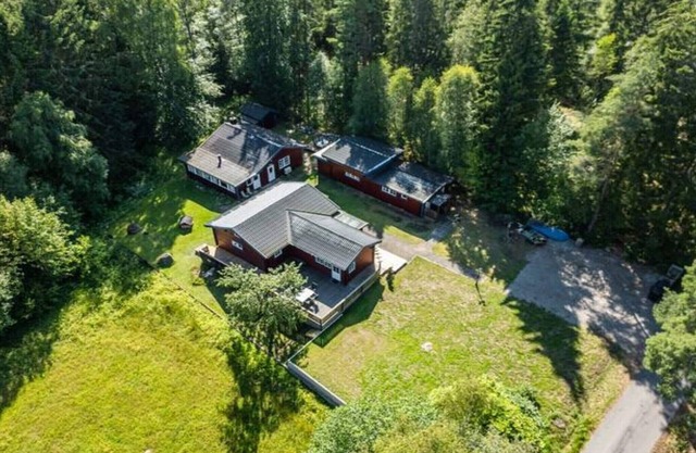 4 person holiday home in Bredaryd