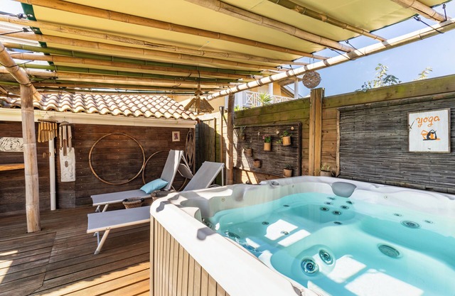 4-room house, 200m from the beach.