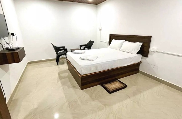 4 rooms - 4Bed - AC Room - balcony - Calangute-nn