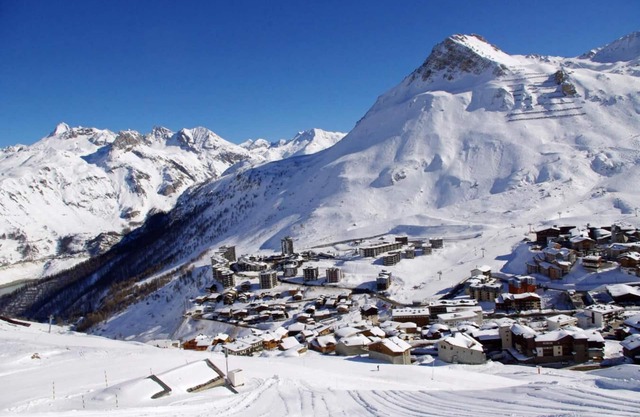 40m from ski slopes, 6th floor, balcony, tv, ski locker, 21m², Tignes