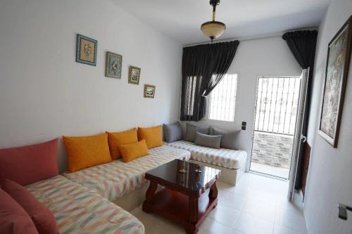 476 Beautiful apartment for rent Miramar, 1 bedroom living room balcony