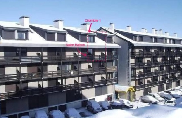 48m² duplex penthouse in south St Lary Soulan pla d'adet face ski slope
