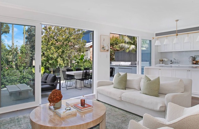 4BR Family Home In Vaucluse