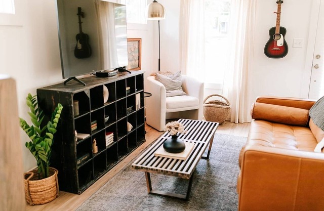 4BR Game Day Getaway by MHM Luxury Properties