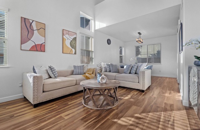 4BR Getaway in Tracy, 2 Min to Hwy, 20% Off Monthly