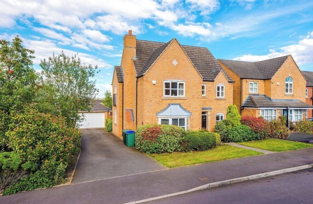 5 Bed+2.5 Bath | Contractors+Groups |Free Parking!