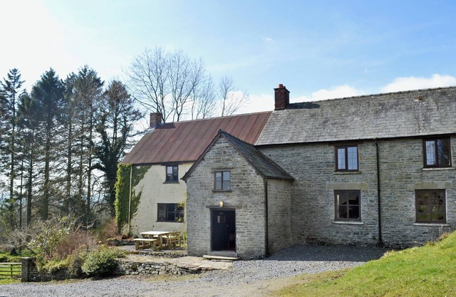 5 bedroom accommodation in near Painscastle, Hay-on-Wye