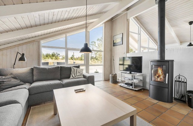 5 bedroom accommodation in Jerup