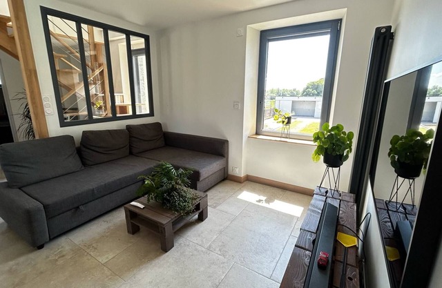 5 bedroom Breton house near the sea