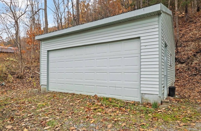 5 BR | Hot Tub | Valley View | Near Honeoye Lake