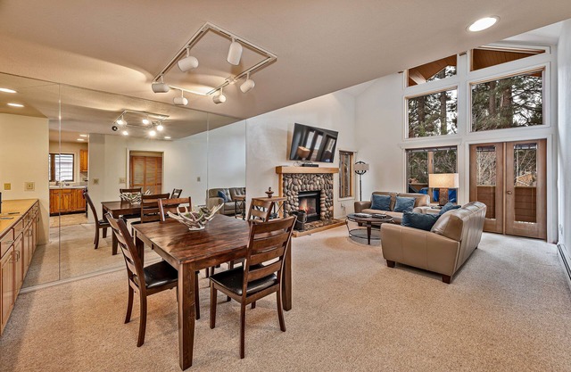 5 McCloud - Bright and Quaint Living