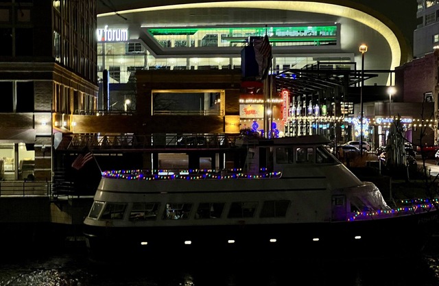 5 Minute Walk to Fiserv Forum, On the River