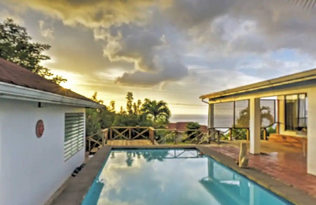 5 Minutes Walk to Beach - Ocean & Mountain View Villa with Private Pool
