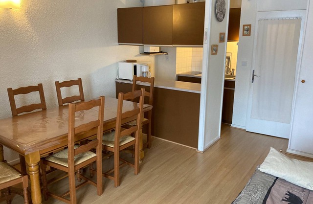 5 Pers Studio, St. Lary, Direct Access To The Pistes, Beautiful View, 27m2