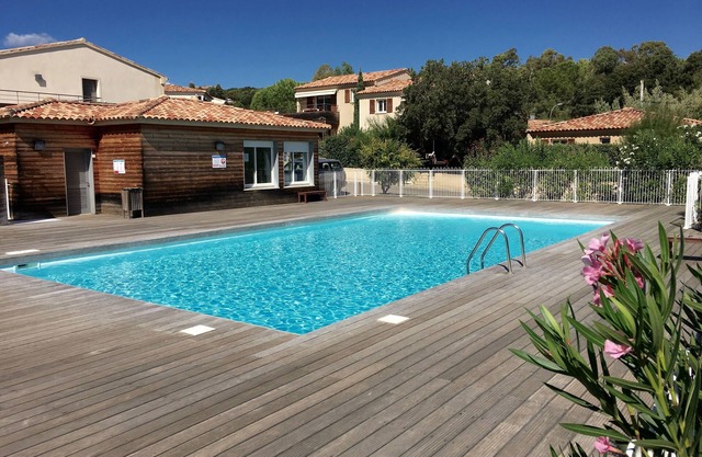 500 M PINARELLO BEACH POOL AIR CONDITIONING GUARDIAN