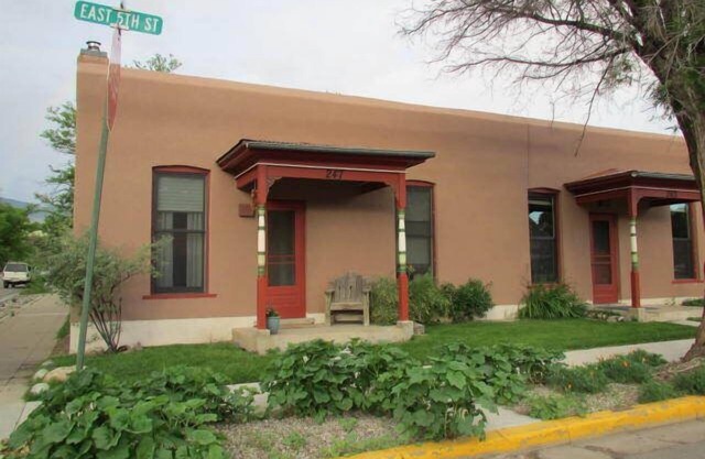 5th and D Renovated Historic Corner Rowhouse With Enclosed Yard