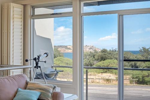 6-35 Esplanade - Beachfront - No Linen Included