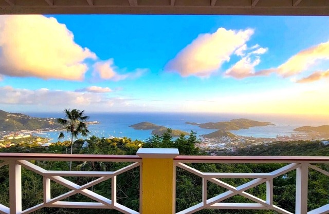 6 Bedroom Ensuite Villa with Ocean Views, Private Saltwater Pool, Tropical Gardens