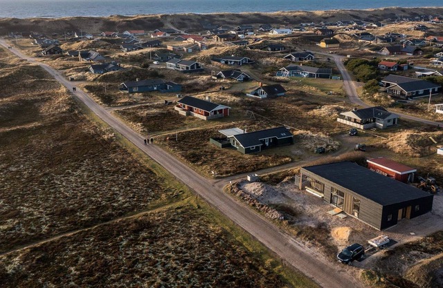 6 person holiday home in Hvide Sande