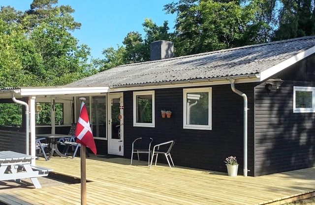 6 person holiday home in Rønde