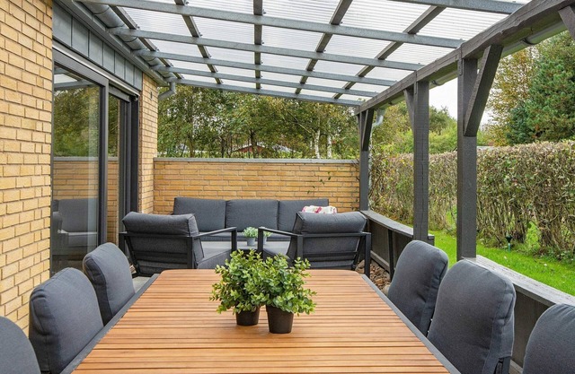 6 person holiday home in Tarm