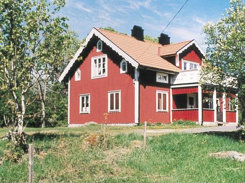 6 person holiday home in RYSSBY-By Traum
