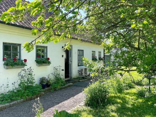 6 person holiday home in KATTARP