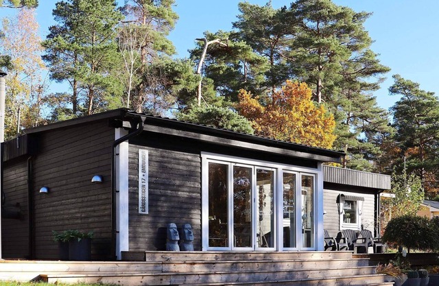 6 person holiday home in MELLBYSTRAND