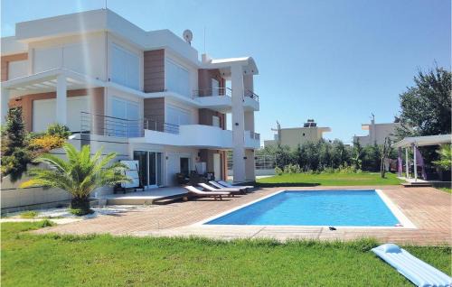 7 Bedroom Cozy Home In Preveza