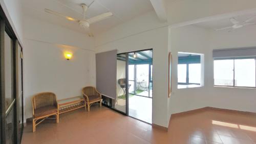 8-13pax, Duplex private beach, white sand beach