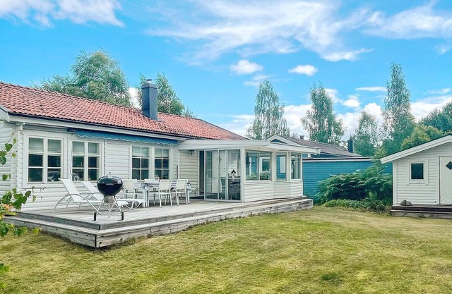 8 person holiday home in LOFTAHAMMAR