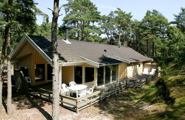 8 person holiday home in Nexø-By Traum