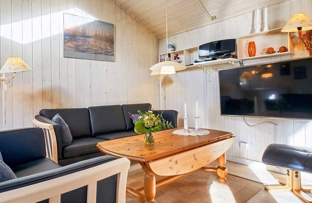 8 person holiday home in Nexø-By Traum