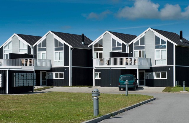8 person holiday home on a holiday park in Løkken