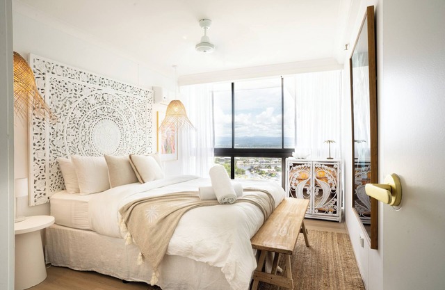 80 metres from the Ocean, spectacular ocean views