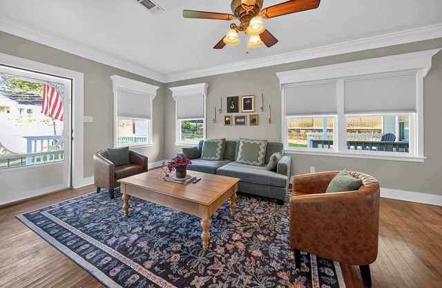 A 1921 Craftsman with Charm in Tyler!