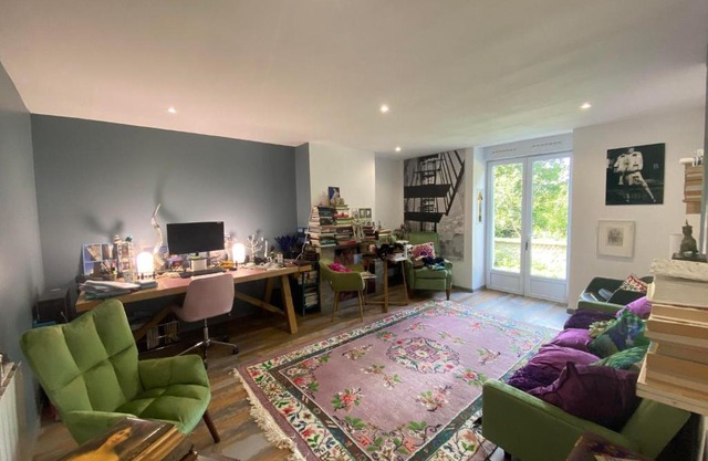 A 2h30 de Paris et Bruxelles, appt avec verger, centre historique, plages à proximité