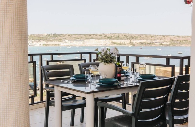 A beautiful upper-floor apartment located mere steps from the stunning Mellieha Beach!
