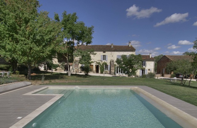 A beautifully appointed (100sqm) 200 year old farmhouse near Mirepoix