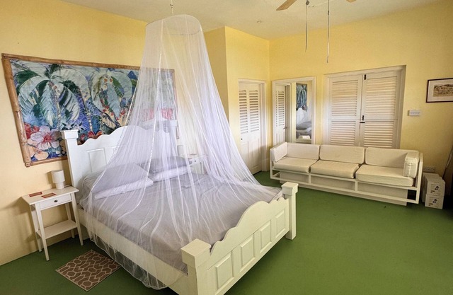 A Bequia traditional island hillside house overlooking beautiful Admiralty Bay
