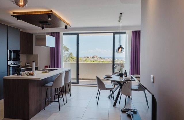 A bright and cozy Mellieha apartment with modern comforts, close to the beach, shops, and transport—perfect for a relaxing family or couple’s getaway.