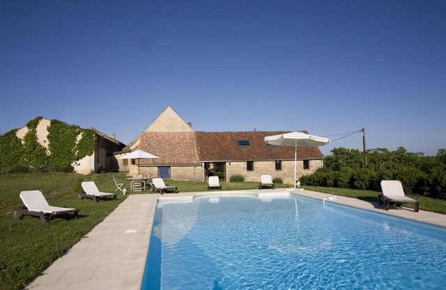 A comfortable recently renovated barn, set in walnut grove with magnificent view