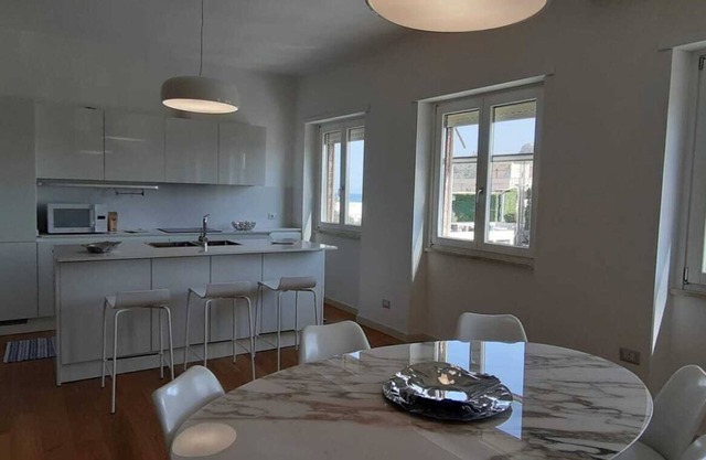 A design brand new apartment 100sq meters within walking distance to the beach.
