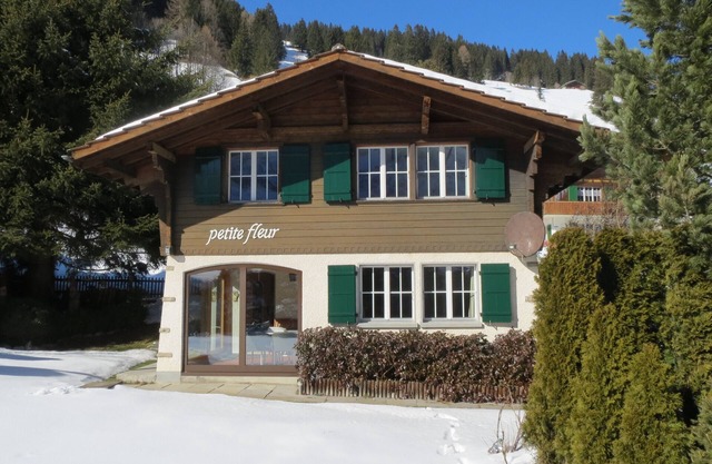 A detached chalet for you alone!