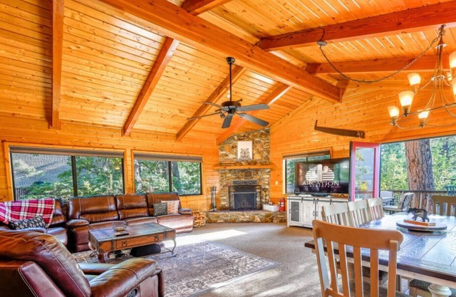 A-Frame Cabin in the Pines - The Ponderosa Hideout